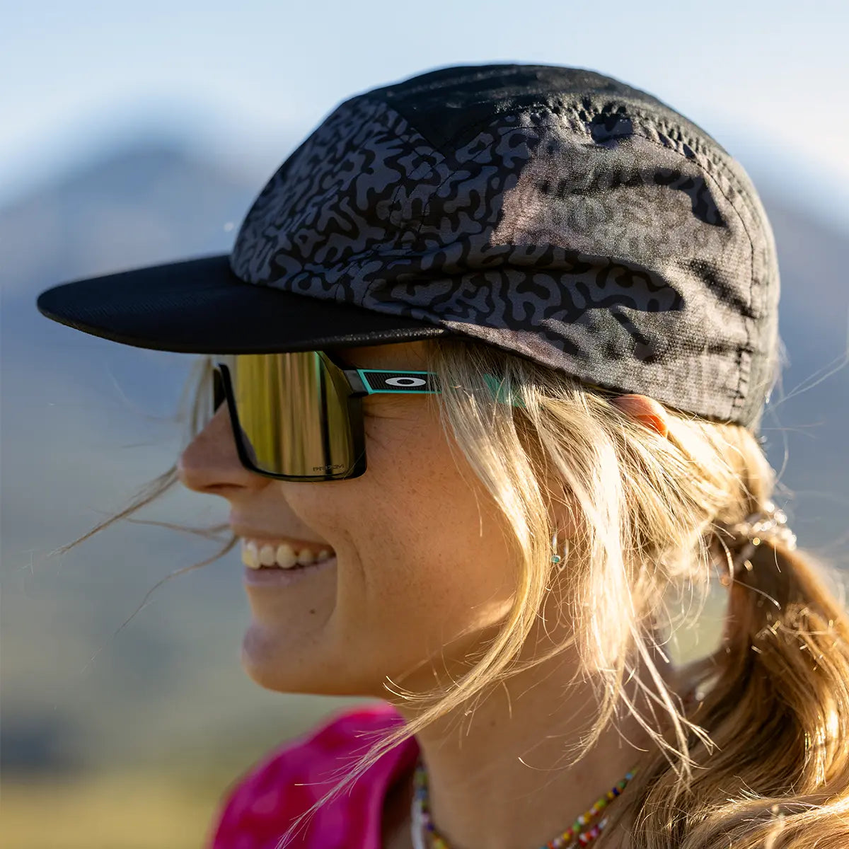 HR9001_-_Recover_Go_Runner_Hat_Black.webp