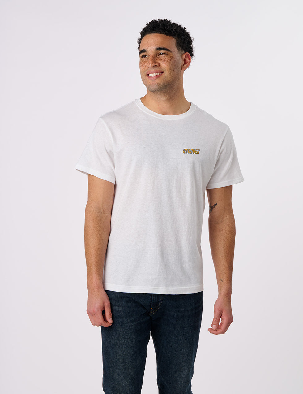 OG100_White_Front_RecoverOriginal_OnBody_M.jpg