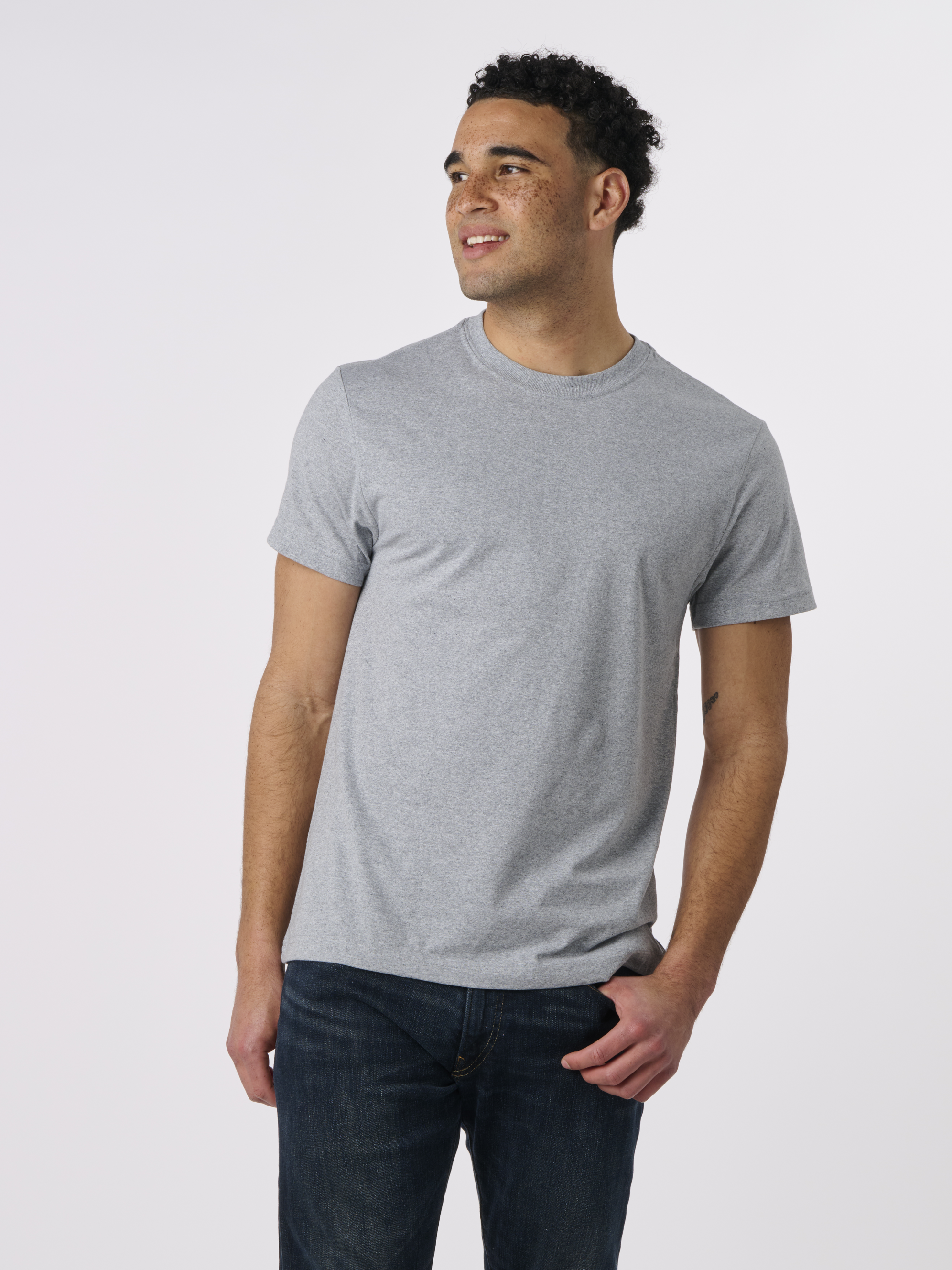RECOVER_EC100_ECOSHORTSLEEVETSHIRT_ASH_FRONT.png