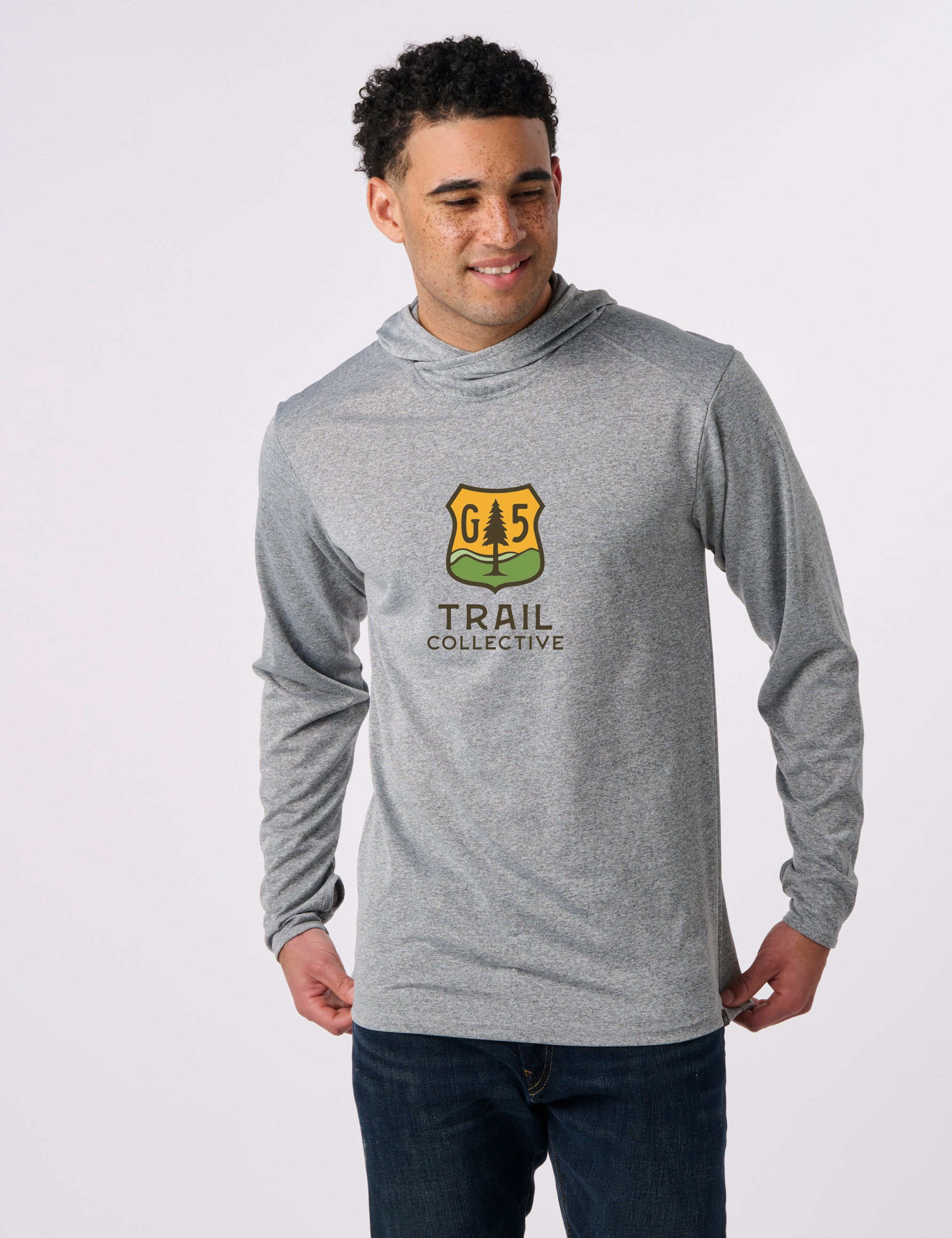 RECOVER_RD4000_SPORTSUNHOODIE_GREYHEATHER_FRONT_34e6f59d-ff14-461a-ba37-4497566c3a21.jpg
