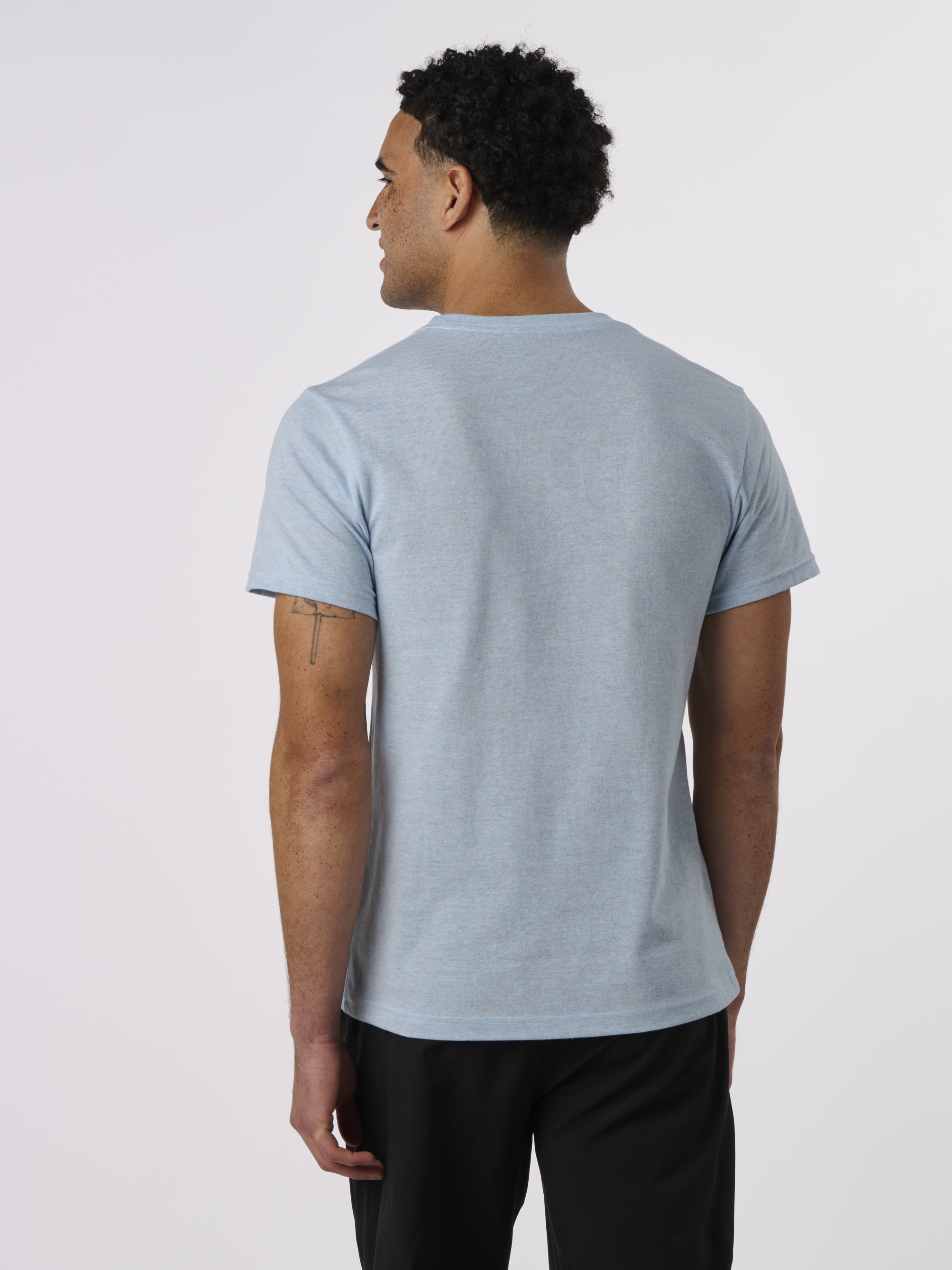 RECOVER_RS100_CLASSICSHORTSLEEVETSHIRT_COOLERBLUE_BACK.png